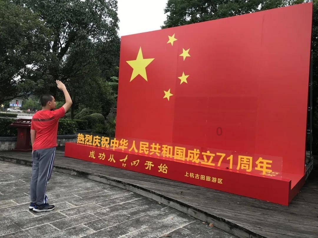 苏菲亚的婚纱